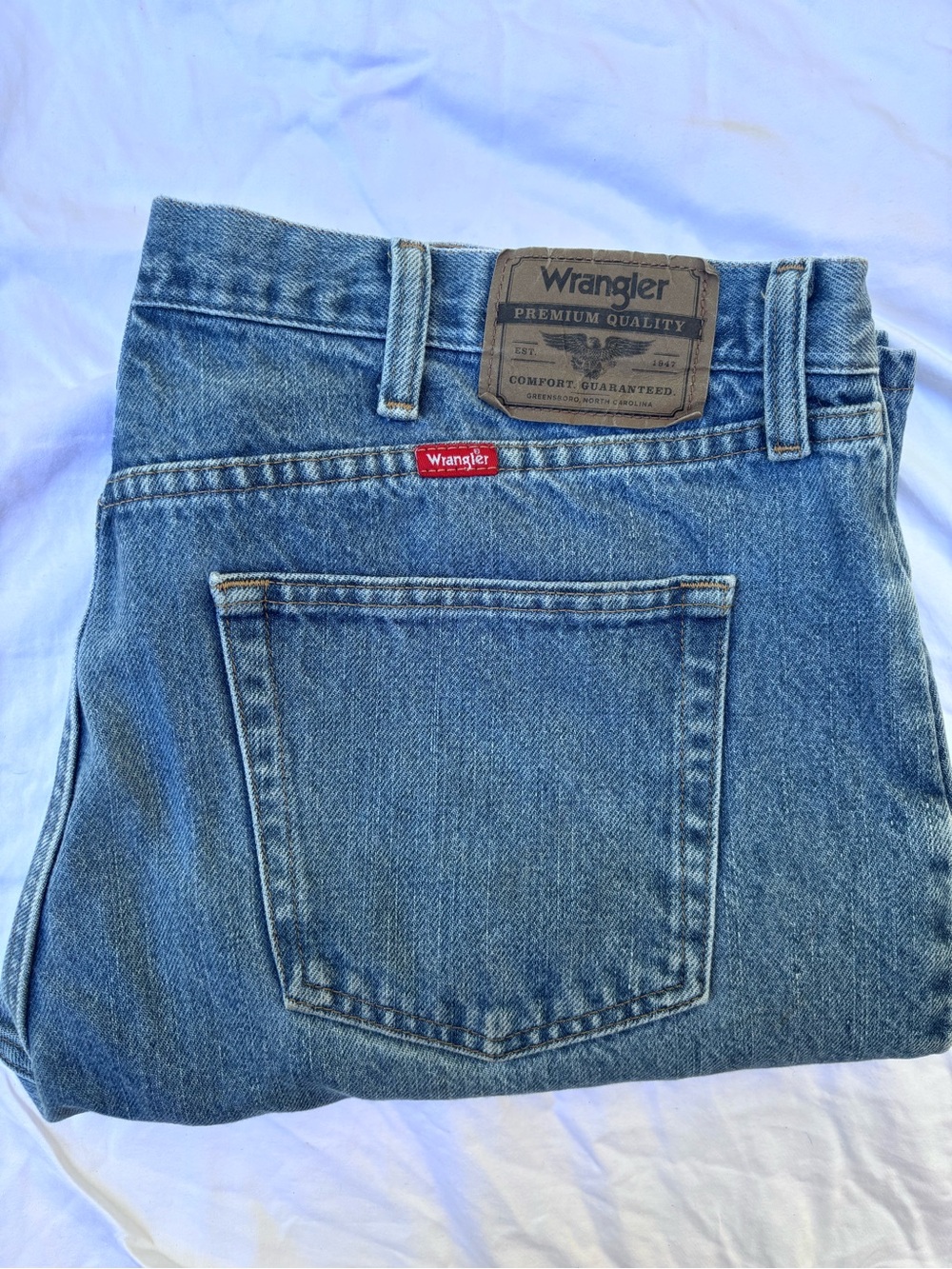Wrangler Relaxed Fit Light Blue Denim Jeans